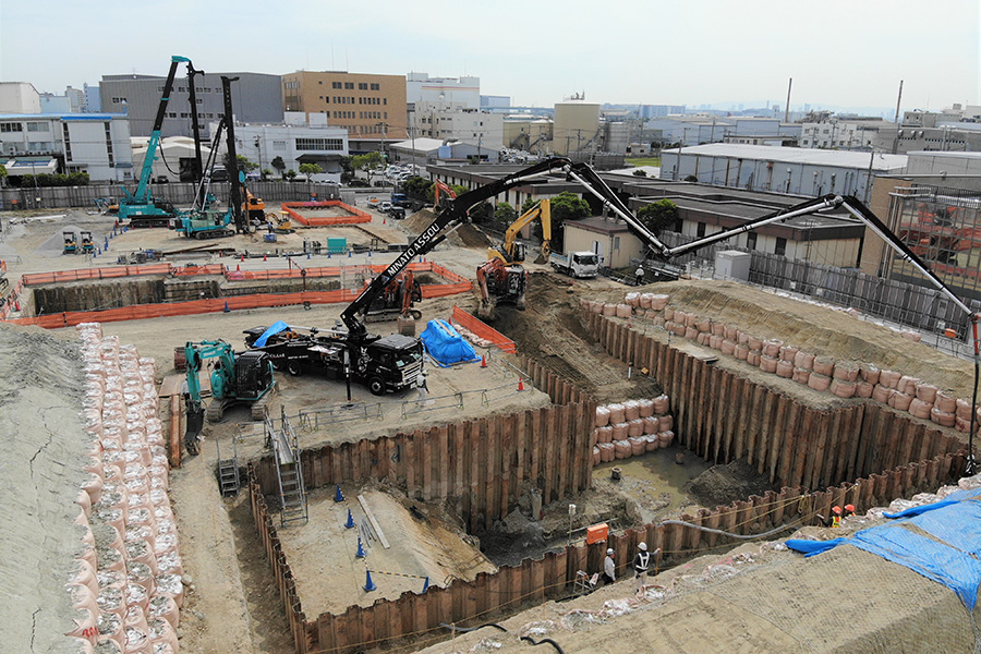 直接搬入粗大ごみ搬送コンベヤピット掘削状況